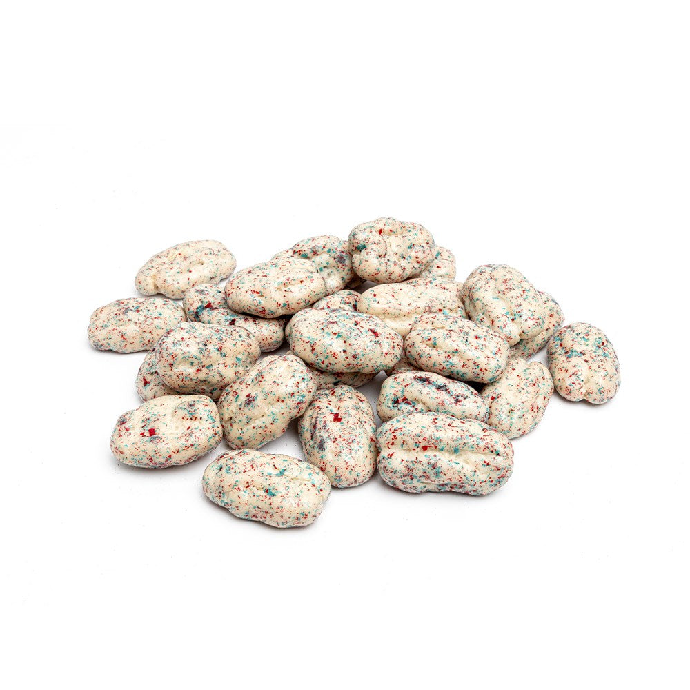 Premium pecans coated in Belgian cheesecake chocolate with a delicate biscuit-inspired finish by La Belge.